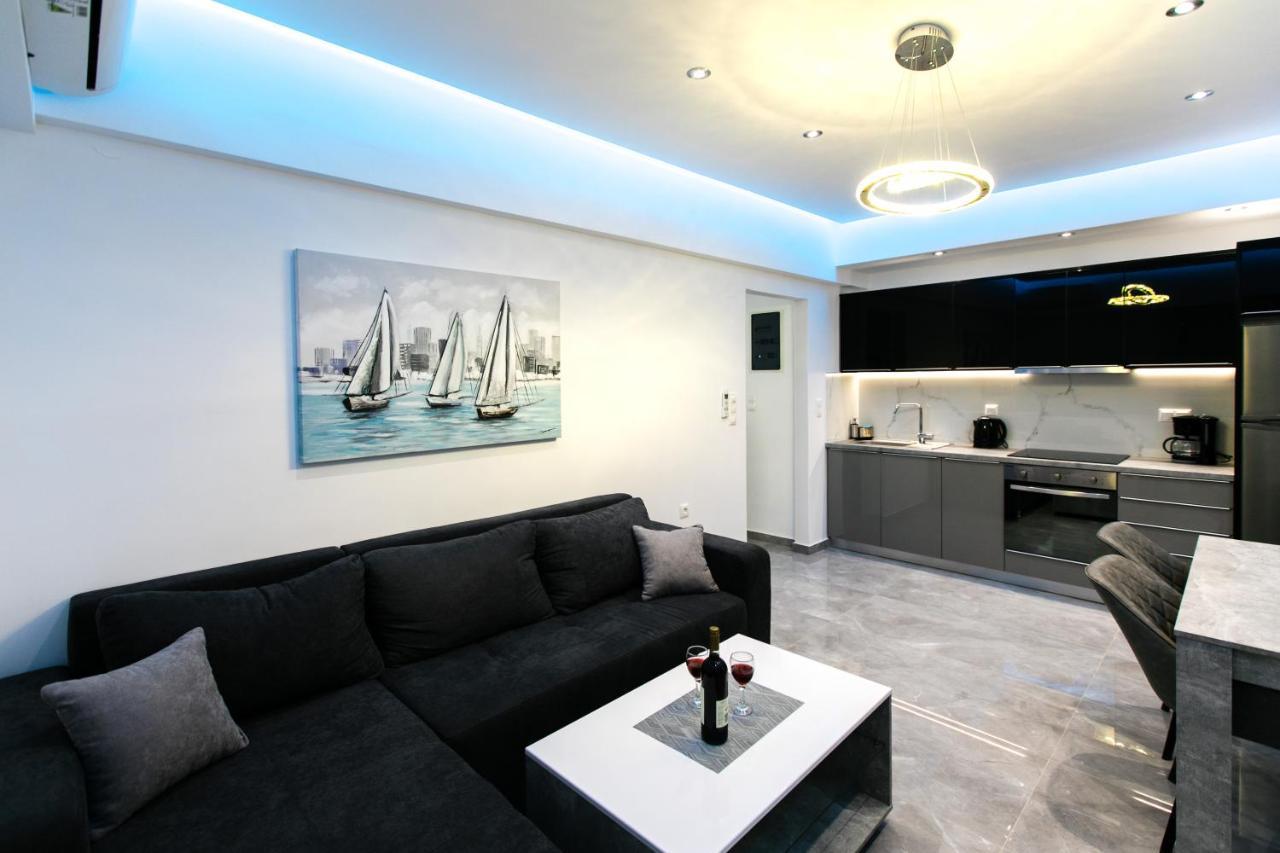 Luxury Shades Of Gray Apartment レティムノ エクステリア 写真